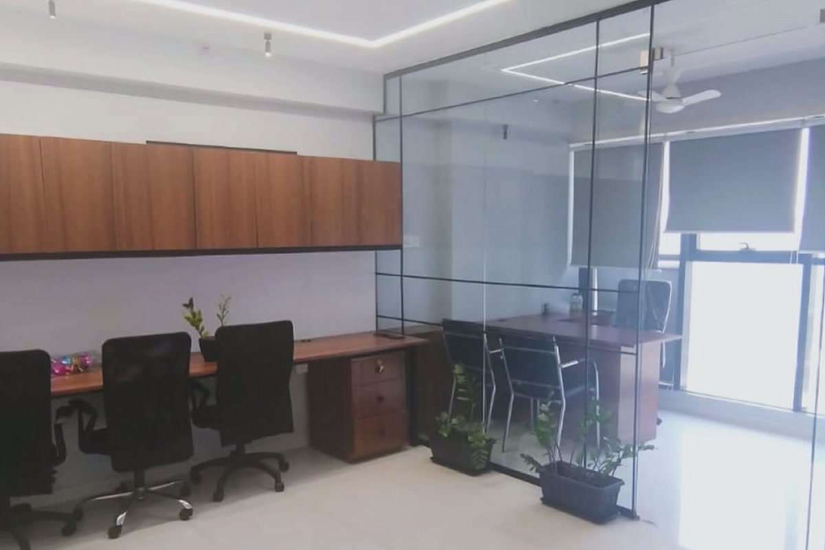 Doctor Clinic & Hospital Interiors Pune